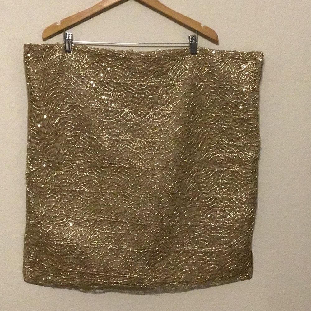 Nina Home by Nina Campbell Euro Sham Gold Embellished Thread Front Linen Zipper